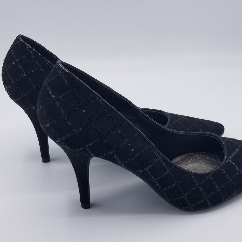Kelly & Katie Pumps Size 9 NEW